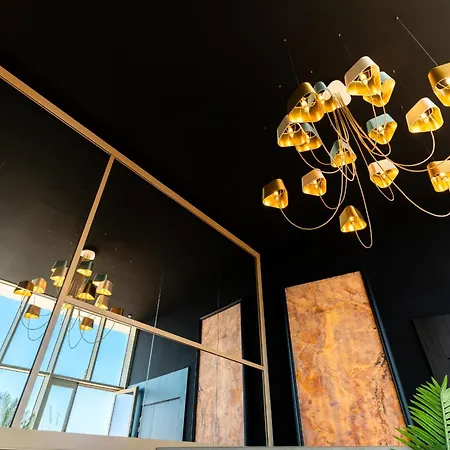 X Vibes Couple Only Design Rooftop Et Parking Village Naturiste * אגדה