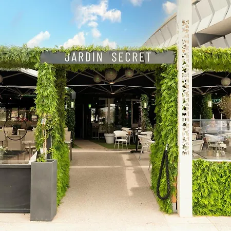X Vibes Couple Only Design Rooftop Et Parking Village Naturiste *